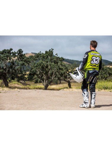 SHOEI VFX-WR PINNACLE TC8 S